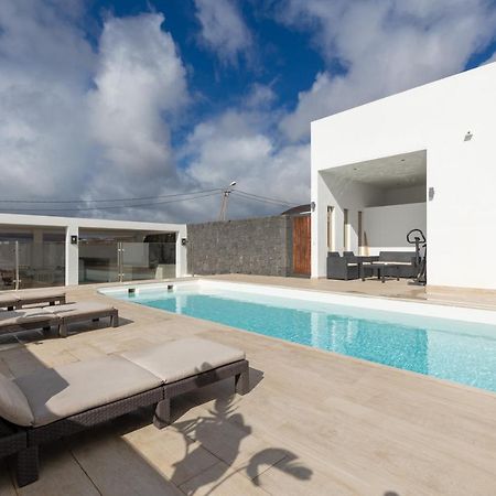 Villa Serenity Tias Exterior photo